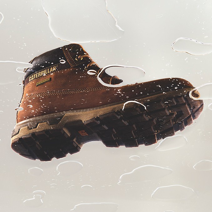 Close-up of shoe from the side.