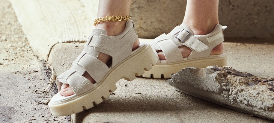 caterpillar womens sandals